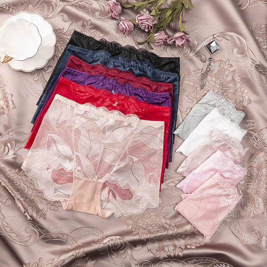 Culotte en dentelle brodée pour femme