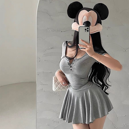 Mini-robe évasée à manches courtes pour femme