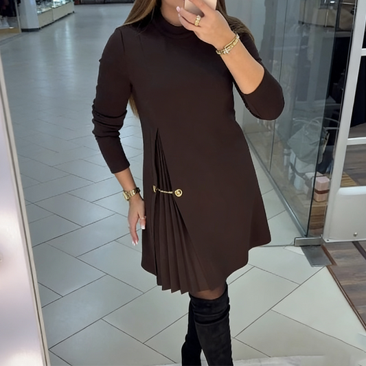 ✨ Une élégance naturelle : une robe élégante à manches longues, avec empiècements et plis, idéale pour toutes les occasions ✨