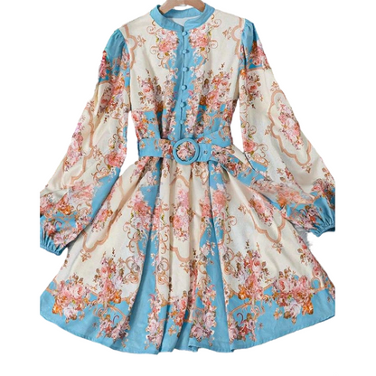 Mini-robe à col haut et imprimé floral romantique