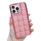 🔥Étui de téléphone élégant transparent à motif quadrillé en relief✈️