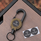 🏆Porte-clés avec mousqueton rétractable 🎣 – Cordon en acier de 65 cm, porte-badge robuste, accessoire EDC léger pour clés, cartes d'identité et usage en extérieur