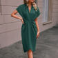 Robe élégante pour femme, à encolure en V et à volants