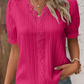Chemise élégante en dentelle unie à col en V